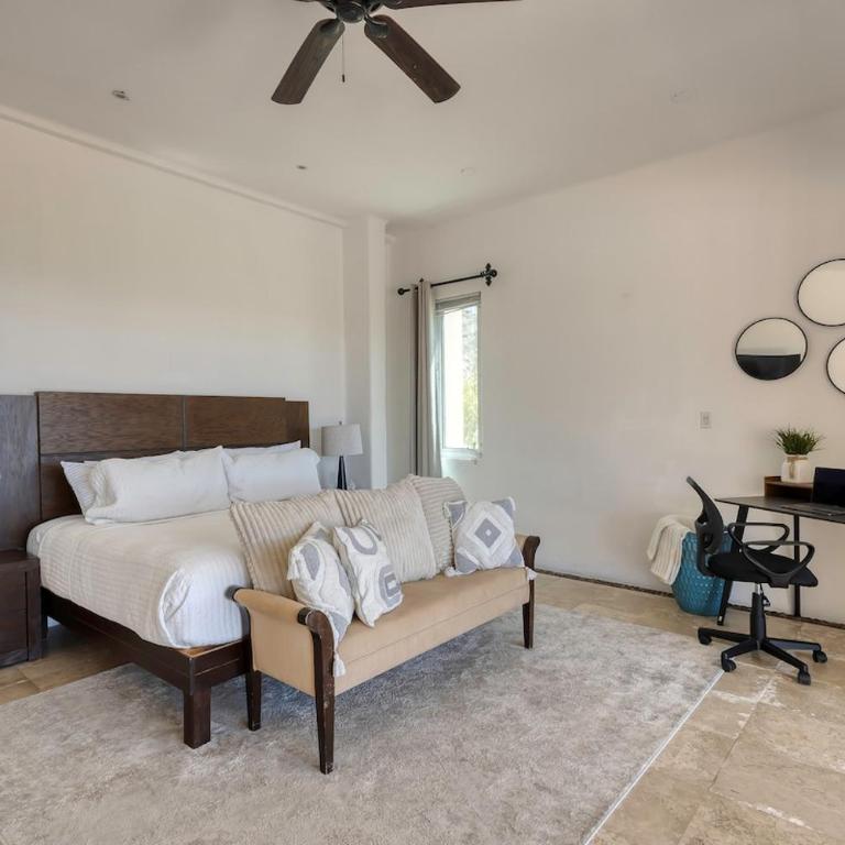 The Fairway Villa - Four-Bedroom House - 46