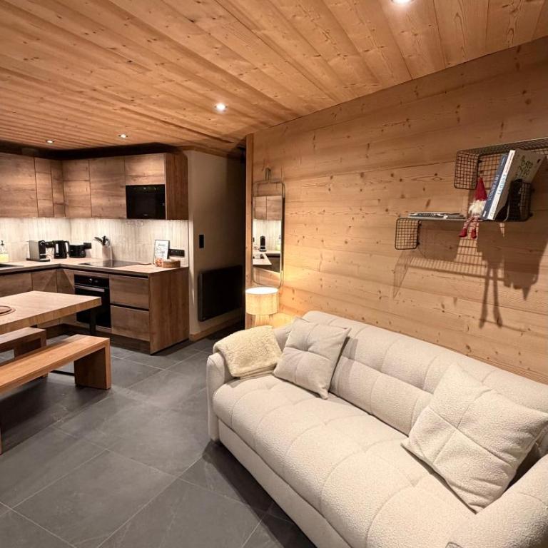 Cocon alpin rénové - Accès direct aux pistes - Appartement 2 Chambres avec Vue sur la Montagne - 2