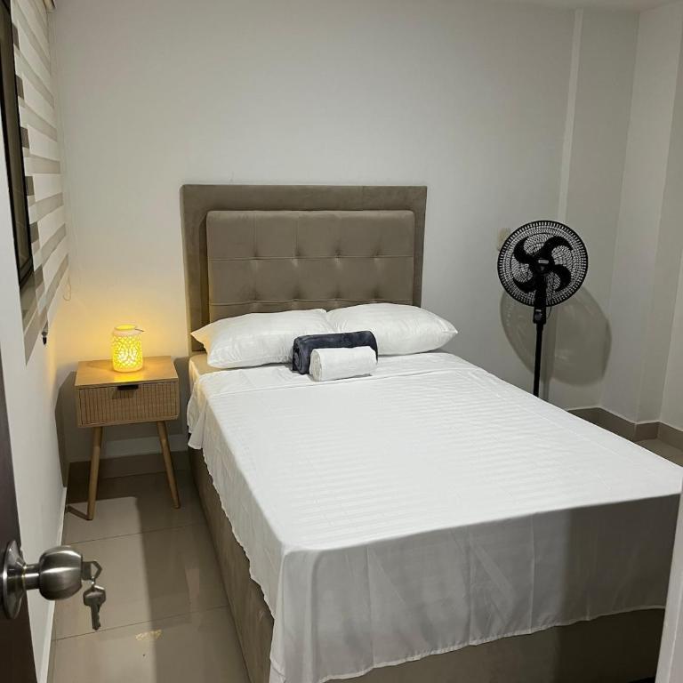 Cómodo, iluminado apartamento - One-Bedroom Apartment - 7