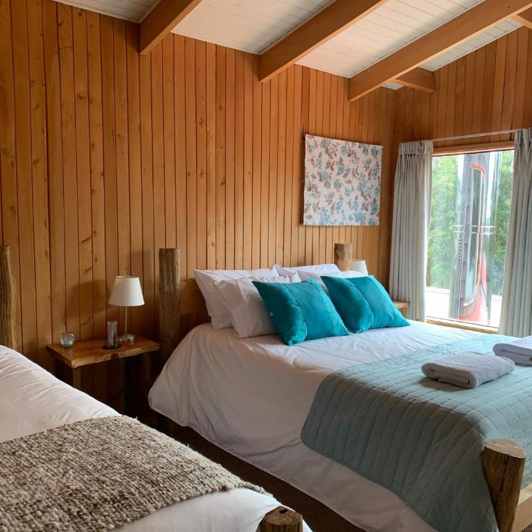 Lodge Cumbres de Chiloe - Triple Room with Mountain View - 1