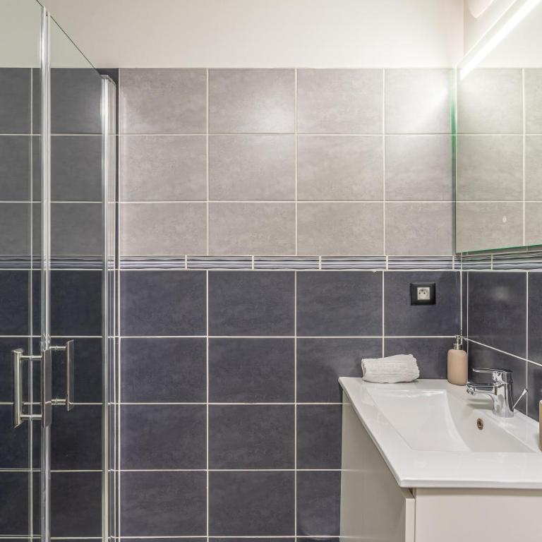 La Clé Terrasse & Parking privé Toulon Centre - Apartamento de 1 dormitorio con terraza - 13