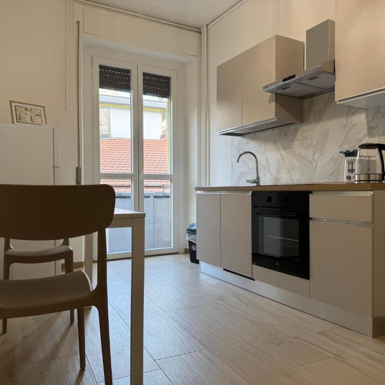 Arona Lakeside - Appartamento con 1 Camera da Letto - 2