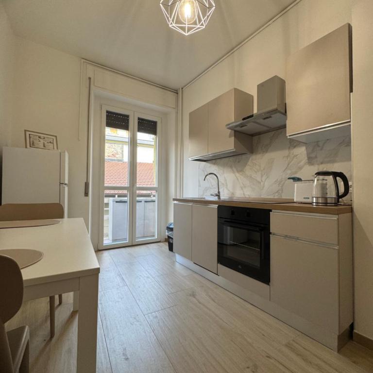 Arona Lakeside - Appartamento con 1 Camera da Letto - 12