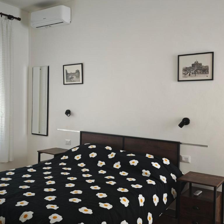 Large Apartment in Garbatella Near the Center of Rome - Two-Bedroom Apartment with City View - 7