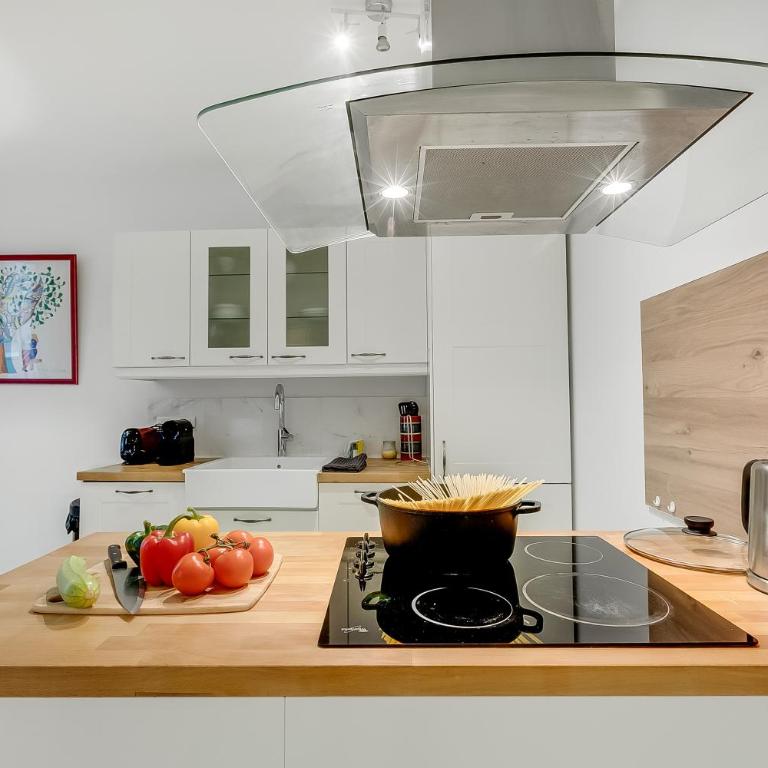 Appartement Picasso - Old Town Antibes - Happy Rentals - Apartamento con ducha - 11