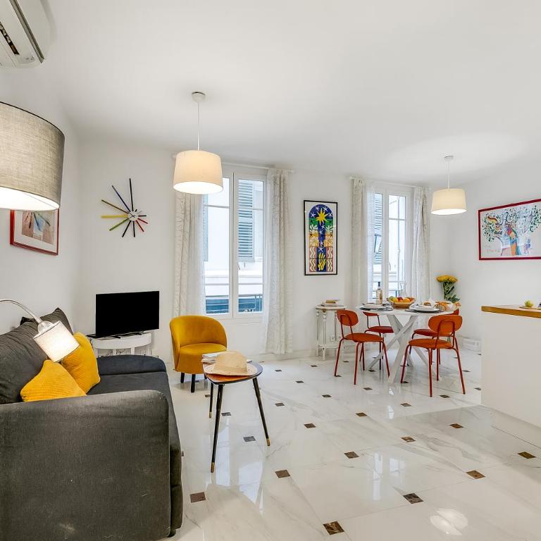 Appartement Picasso - Old Town Antibes - Happy Rentals - Apartamento con ducha - 10