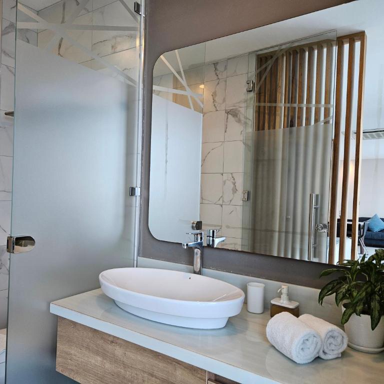 Hotel Perla Spondylus - Suite Deluxe con cama extragrande - 12