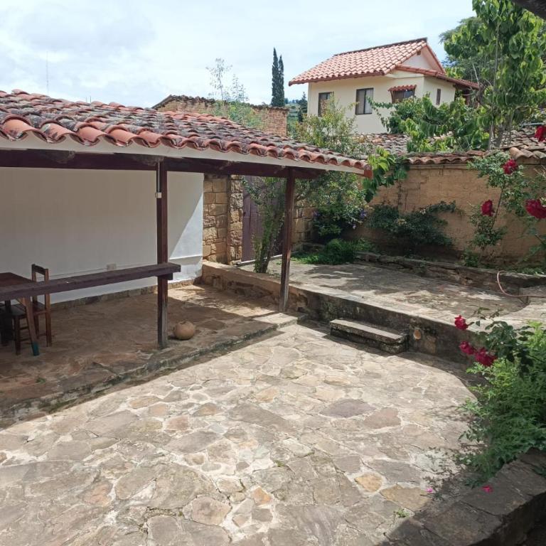 Casa independiente céntrica - Three-Bedroom Home - 16