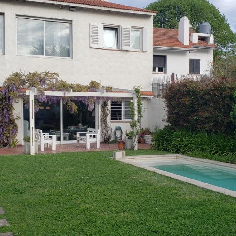 Check and Home - Casa Pellegrini - 8 Huéspedes - Four-Bedroom House - 5