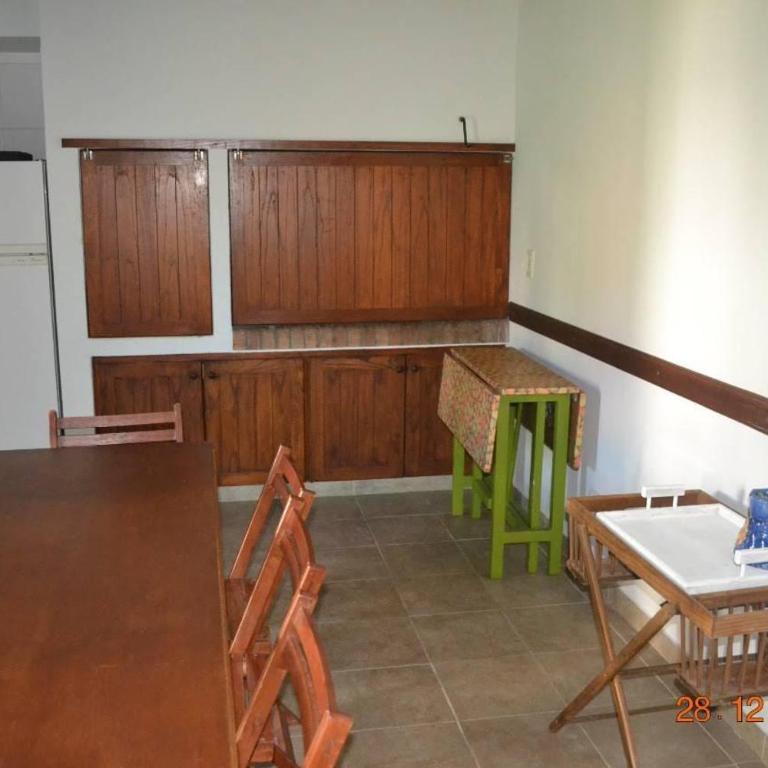 Check and Home - Casa Pellegrini - 8 Huéspedes - Four-Bedroom House - 8