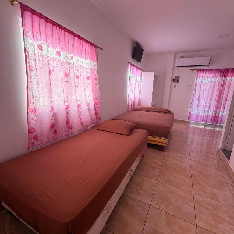 Preciosa Suite Familiar para 10 personas con cocina y 3 piscinas - One-Bedroom Apartment - 2
