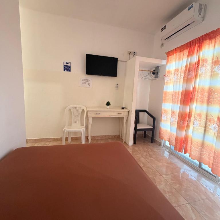 Casa de Huéspedes Playas Arena - Suite with Balcony - 2
