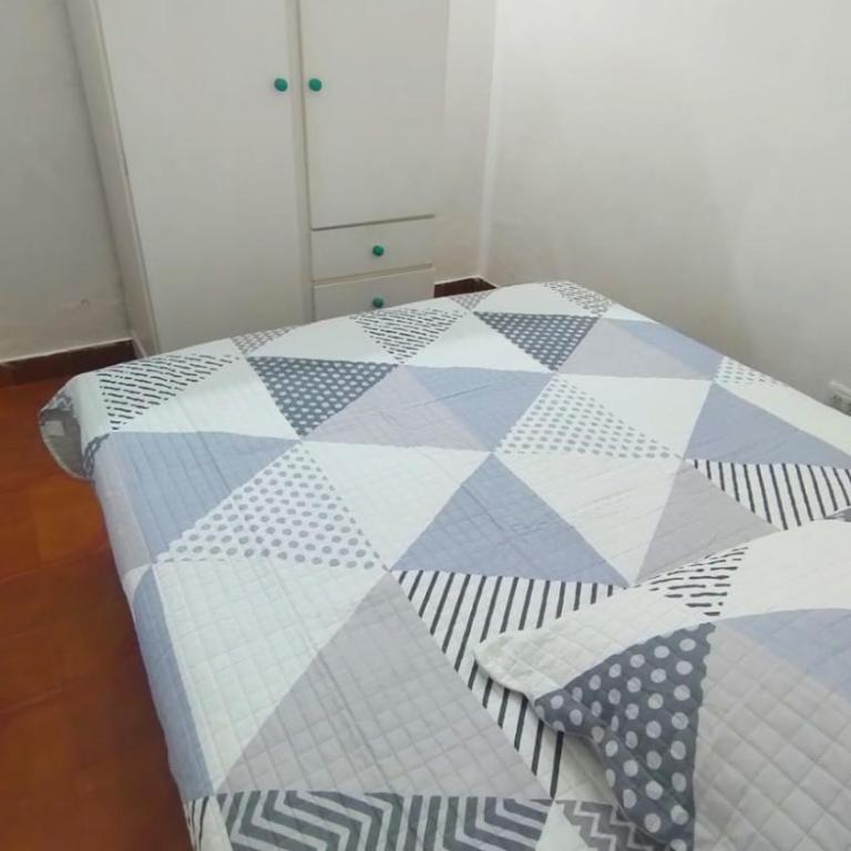 Alquilo departamento Necochea a minutos del mar - Apartamento de 1 dormitorio - 5