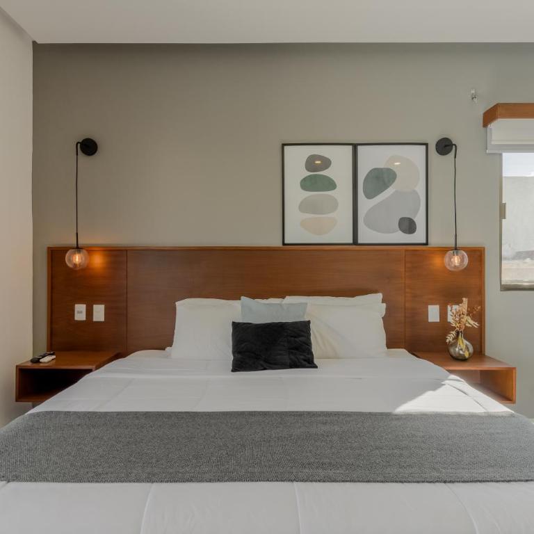CASA LIMA- Executive Design Suites - Suite con cama grande y balcón - 14