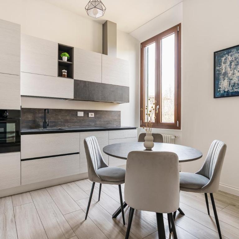 Minerva Luxe Home - Appartamento con 2 Camere da Letto e Terrazza - 2
