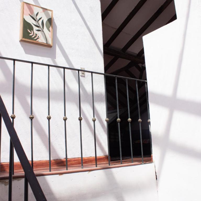 Apartamento en tercer piso con 2 habitaciones y terraza - Apartamento de 1 dormitorio - 3