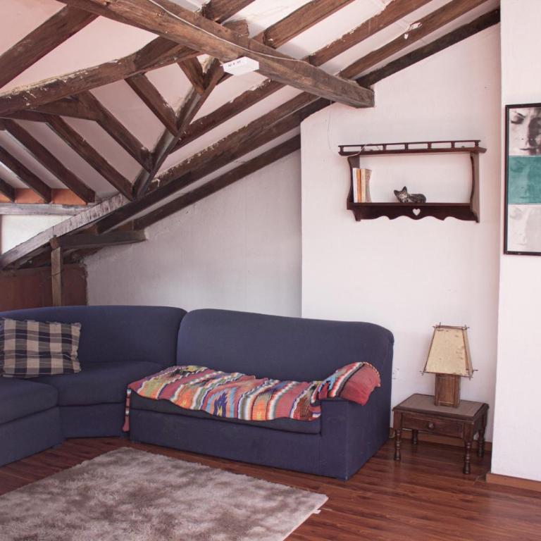 Apartamento en tercer piso con 2 habitaciones y terraza - Apartamento de 1 dormitorio - 12