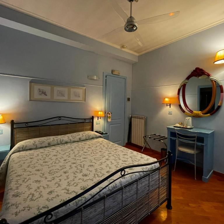 Lilium Boutique Hotel - Superior Double Room - 7
