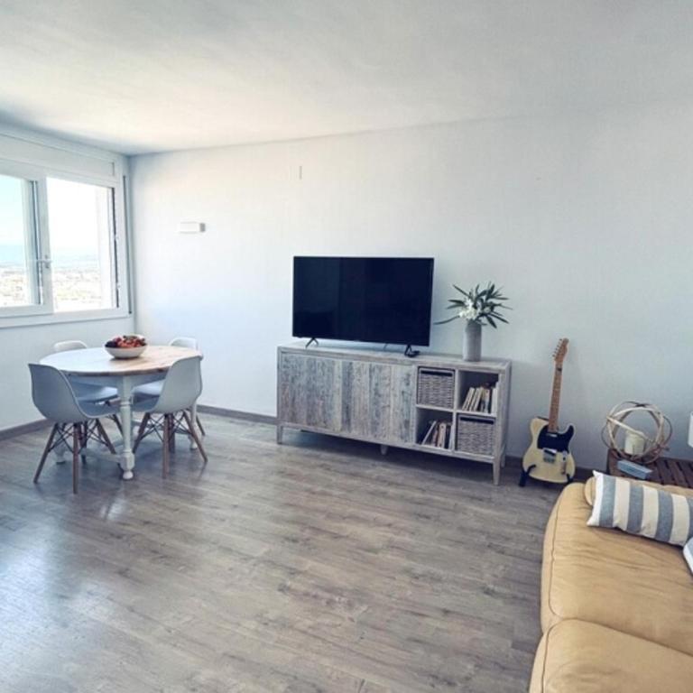 Apartamento moderno en Rosas con terraza, aire acondicionado y piscina - HISP-312-107 - Apartamento - 6