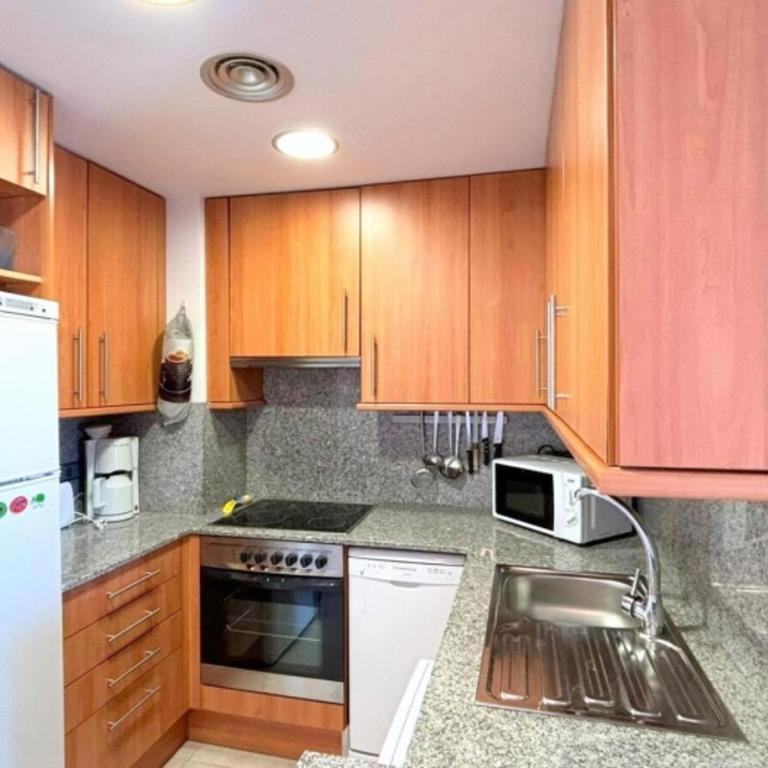 Apartamento con Piscina y Jardín en Empuriabrava, cerca de la Playa - HISP-312-78 - Apartamento - 10