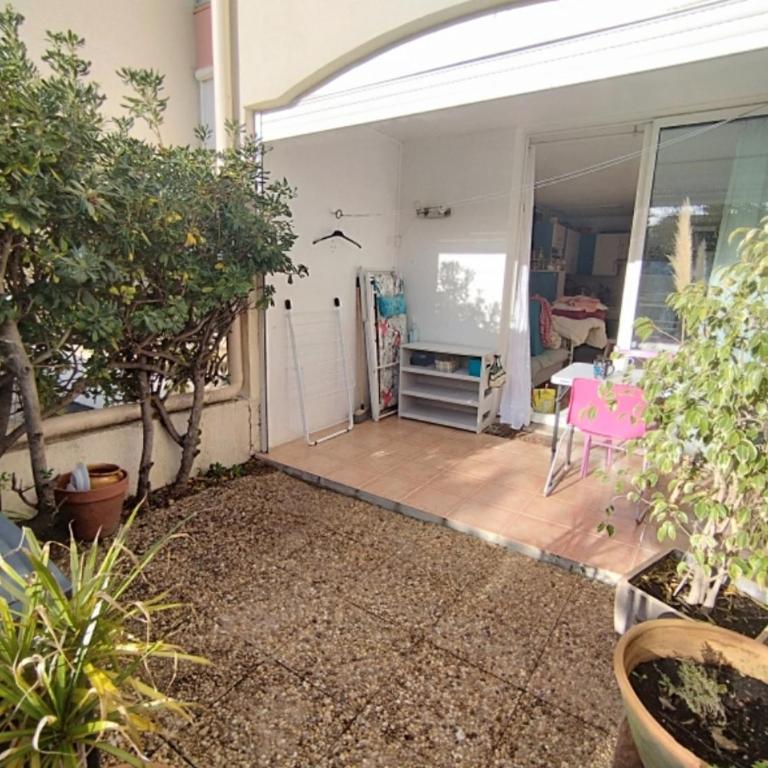 T2 Rez-de-Jardin Proche Plage - 3/4 Pers - Narbonne - FR-1-795-74 - Appartement - 2