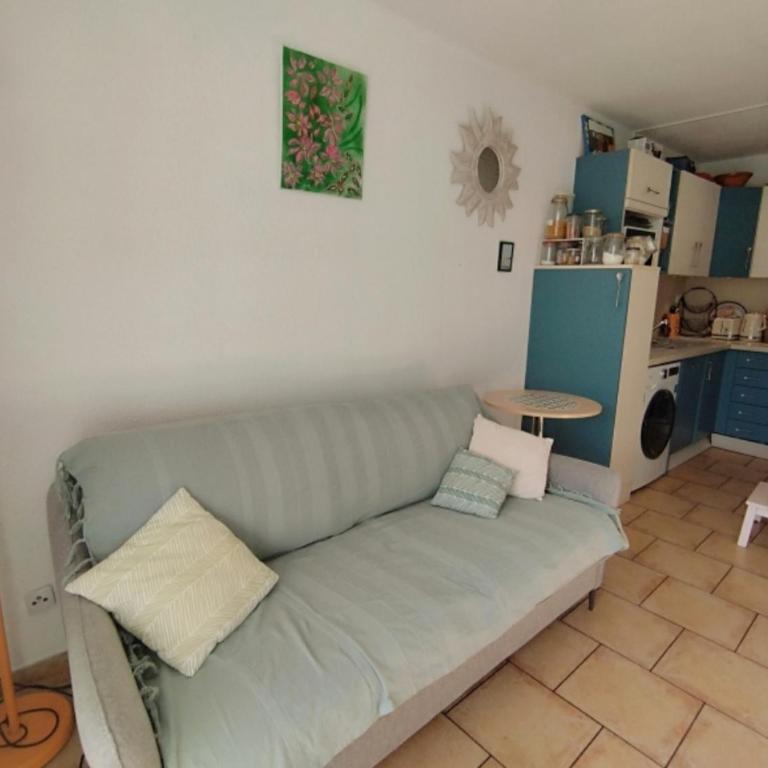 T2 Rez-de-Jardin Proche Plage - 3/4 Pers - Narbonne - FR-1-795-74 - Appartement - 7