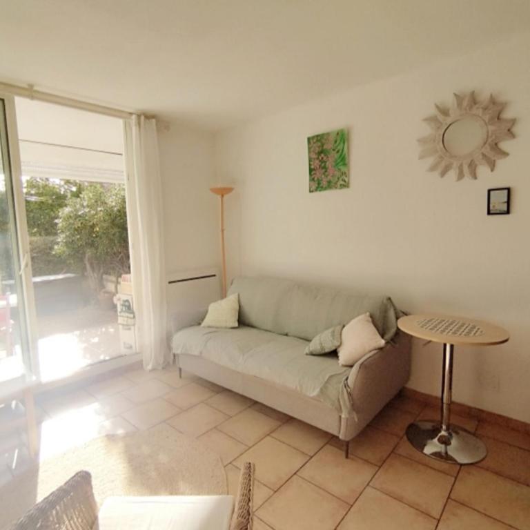 T2 Rez-de-Jardin Proche Plage - 3/4 Pers - Narbonne - FR-1-795-74 - Appartement - 9