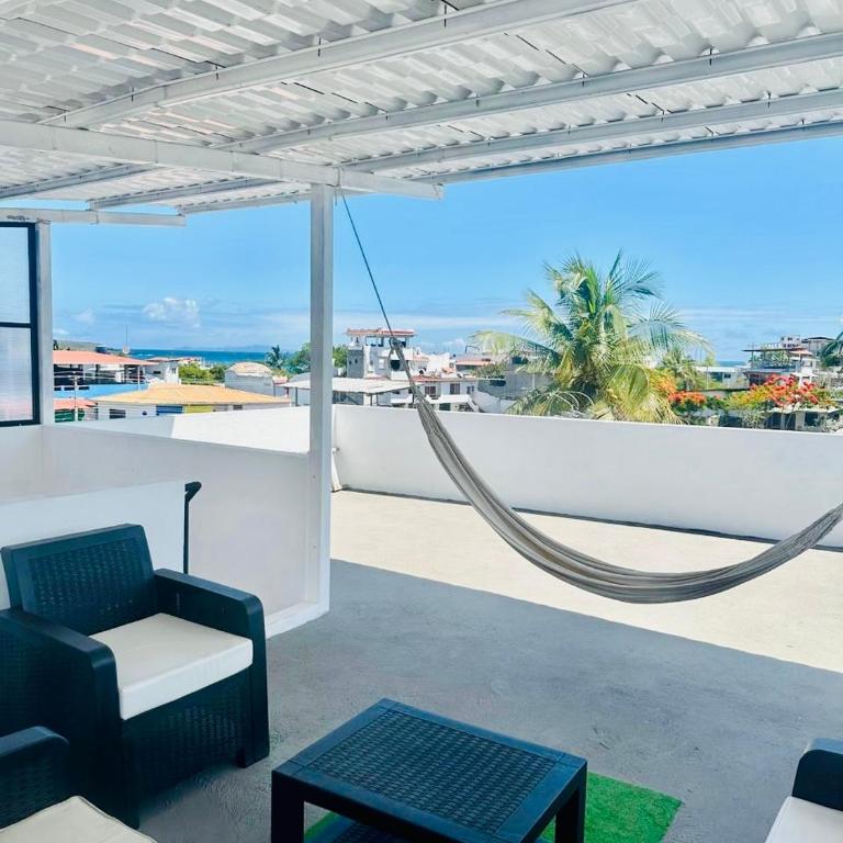 Family-friendly with balcony and terrace - Two-Bedroom Apartment with Terrace and Sea View - 1