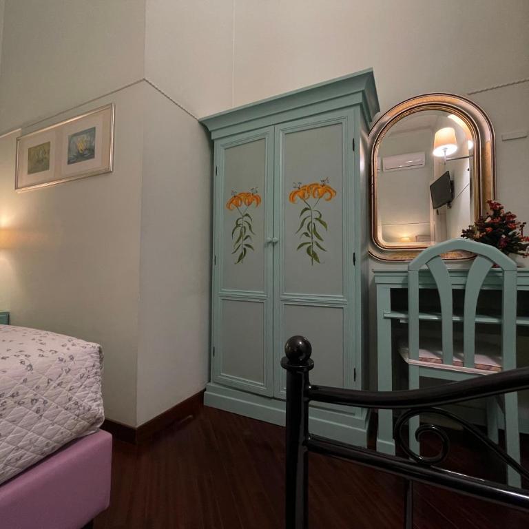 Lilium Boutique Hotel - Standard Triple Room - 4