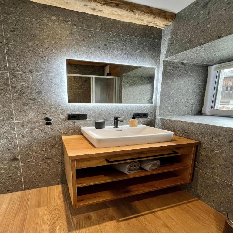 Saalfelden Apartment Balcony Mountainview - One-Bedroom Apartment - 14