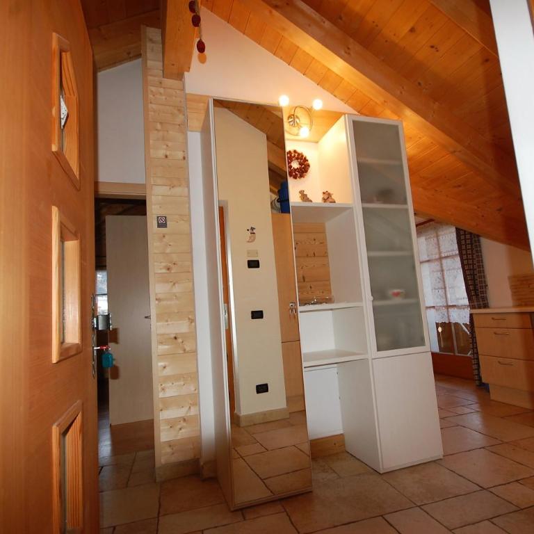 Chalet alla Cascata - One-Bedroom Attic - 13