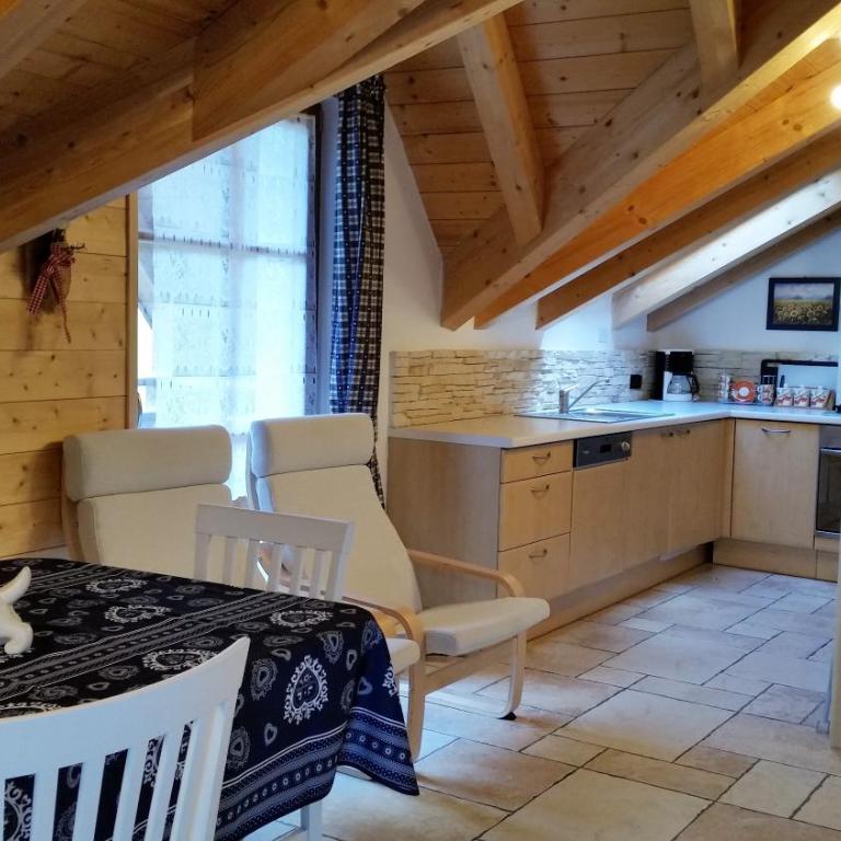 Chalet alla Cascata - One-Bedroom Attic - 16