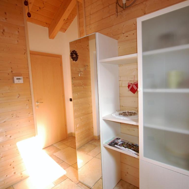 Chalet alla Cascata - One-Bedroom Attic - 17