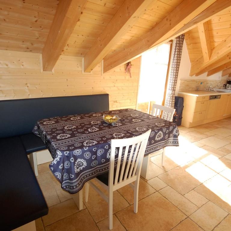 Chalet alla Cascata - One-Bedroom Attic - 23