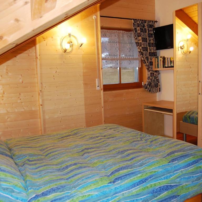 Chalet alla Cascata - One-Bedroom Attic - 25