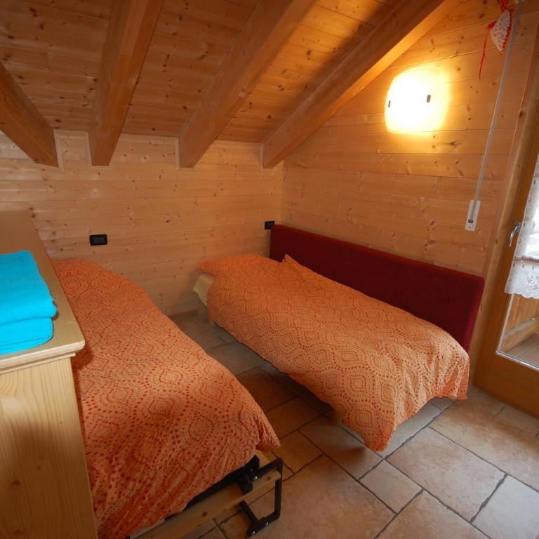 Chalet alla Cascata - Two-Bedroom Apartment - Attic - 11