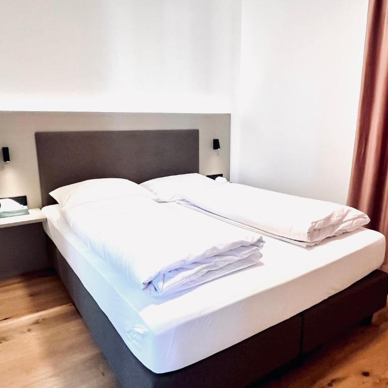 Mikes Apartments Munich - Superior Apartment with Balcony - 8
