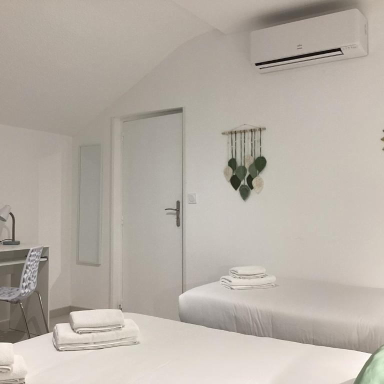 Appartement Somea 110m2 climatisé, parking, proche Sanctuaire - Apartment mit 3 Schlafzimmern - 20