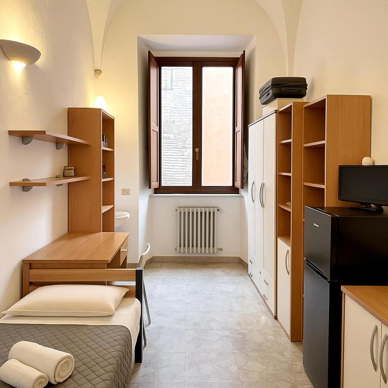 HostelCiompi - Camera Singola con Bagno in Comune - 2
