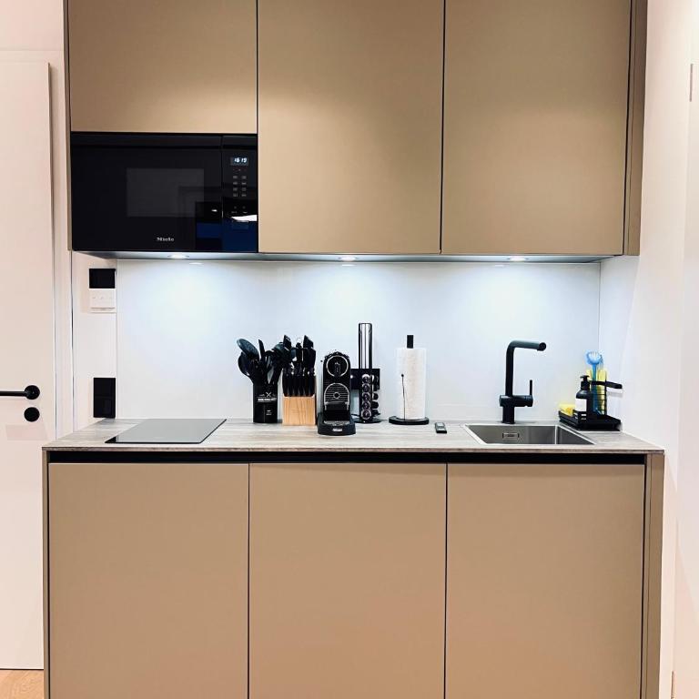 Mikes Apartments Munich - Luxury Quadruple Room - 14