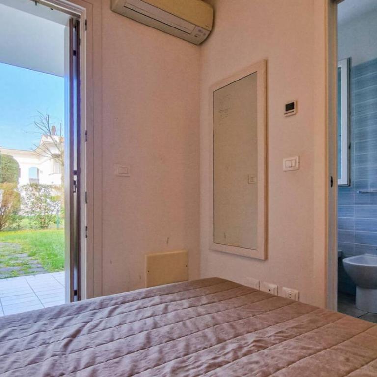 Wonderful flat with solarium and swimming pools - Appartamento - 7