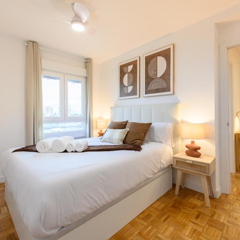 MOS34D7E - Amplio y elegante piso de dos dormitorios con terraza en Madrid - Alquiler temporal - Two-Bedroom Apartment - 43
