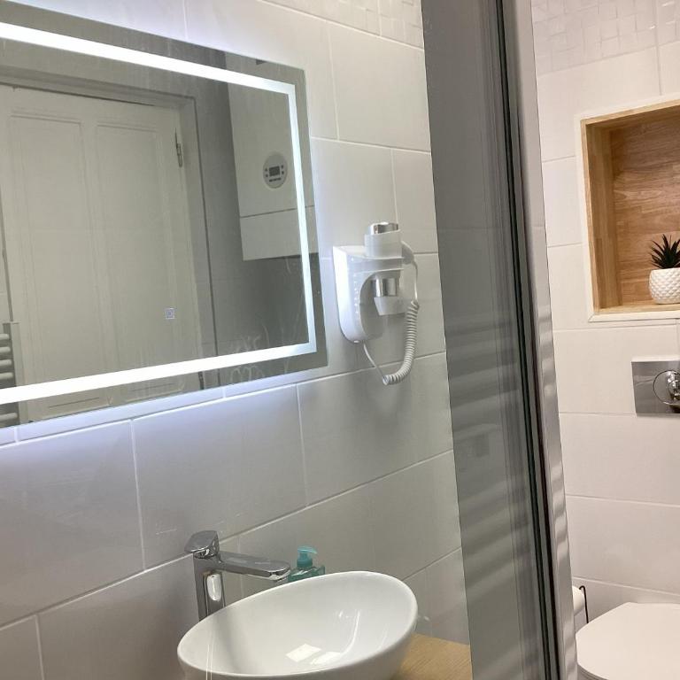 Appartement Somea 110m2 climatisé, parking, proche Sanctuaire - Apartment mit 3 Schlafzimmern - 7