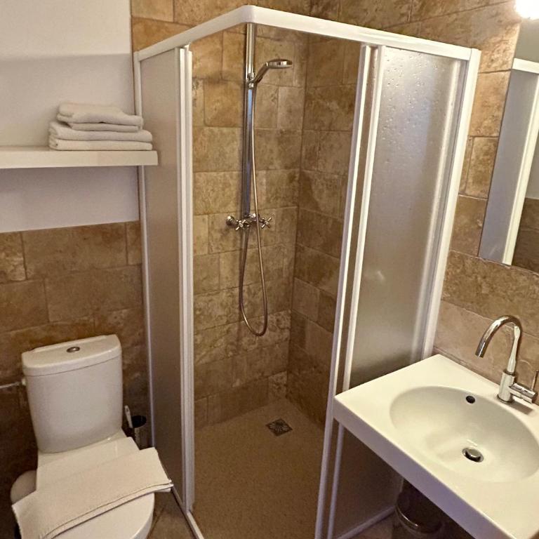 Gasthof Kronreith - Kleines Doppelzimmer mit Bad - 2