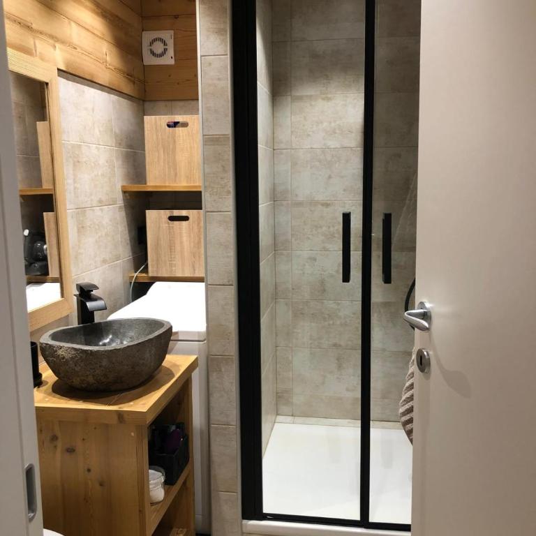La Tanière de la Frontiera - Appartement cosy 4p face aux pistes et ESF - Appartamento con 2 Camere da Letto - 8