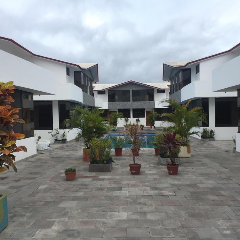 Casa en Tonsupa - Three-Bedroom House - 1