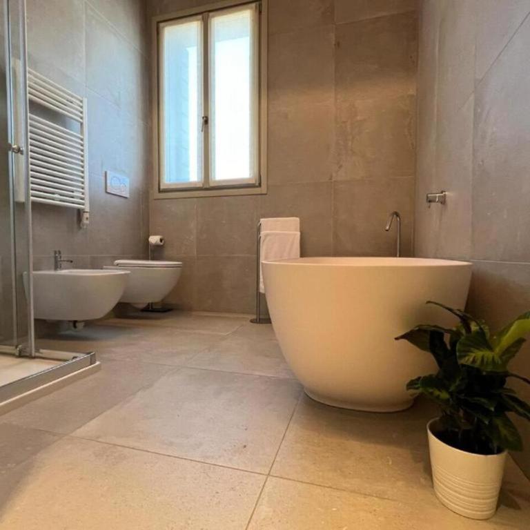 Riccati Loft, Historic Center Apartment, 2BR 2BA Lift - Two-Bedroom Apartment with City View - 18