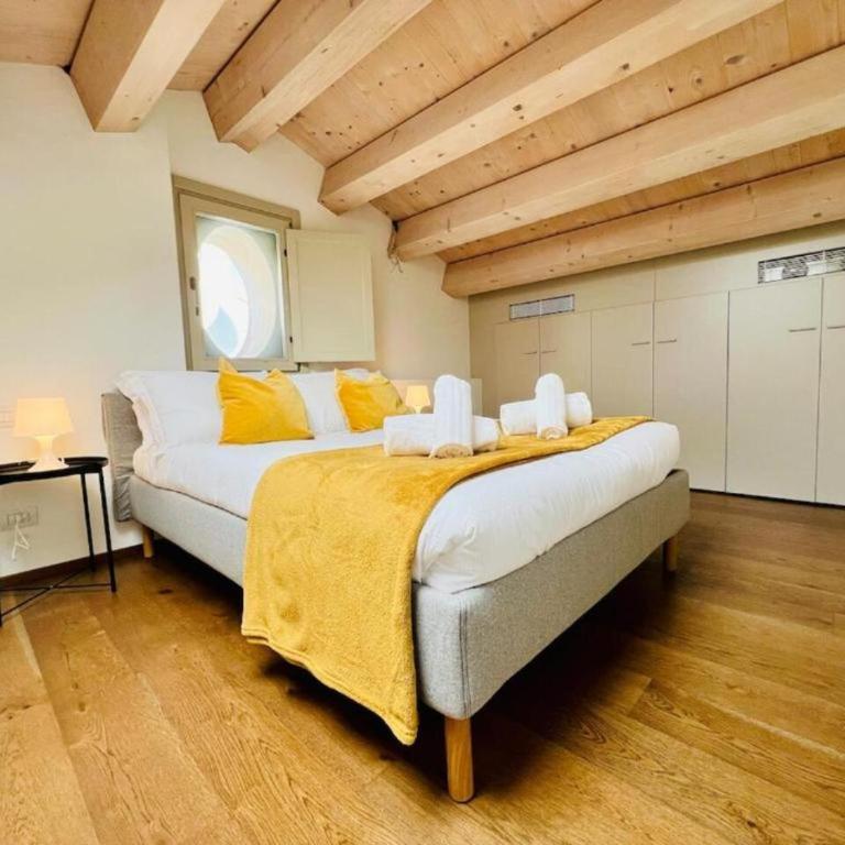 Riccati Loft, Historic Center Apartment, 2BR 2BA Lift - Two-Bedroom Apartment with City View - 21