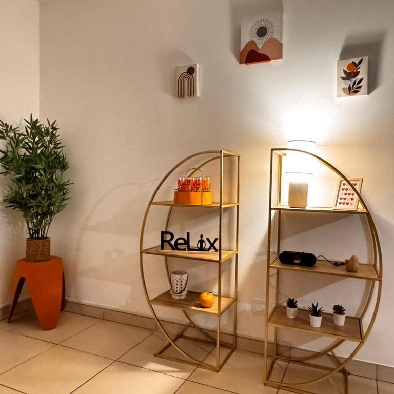 Lavandisol Appartement 2 chambres Grande Terrasse - Appartamento con 2 Camere da Letto - 17