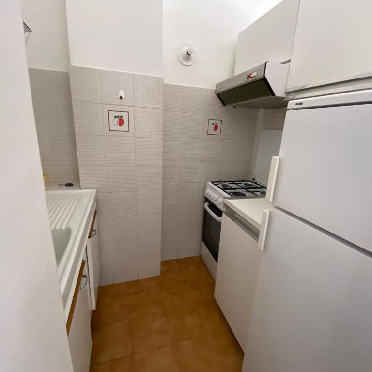M270 - Marcelli, trilocale con portico a 100mt dal mare - Appartamento con 2 Camere da Letto - 10